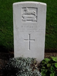 Klagenfurt War Cemetery - Cunliffe, R